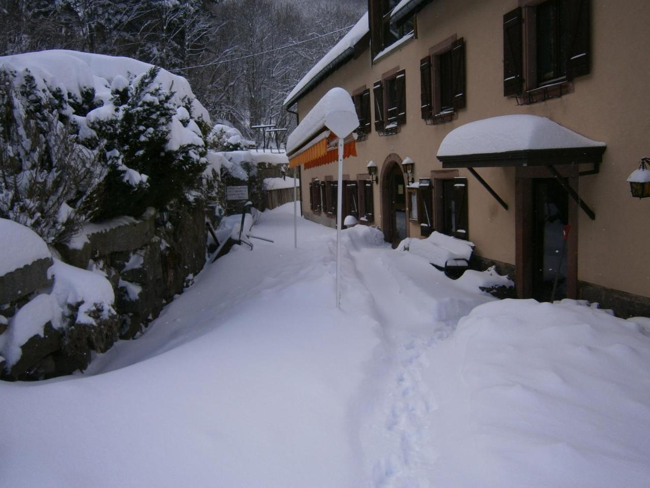 Kebespre Hotel Lapoutroie Exterior foto